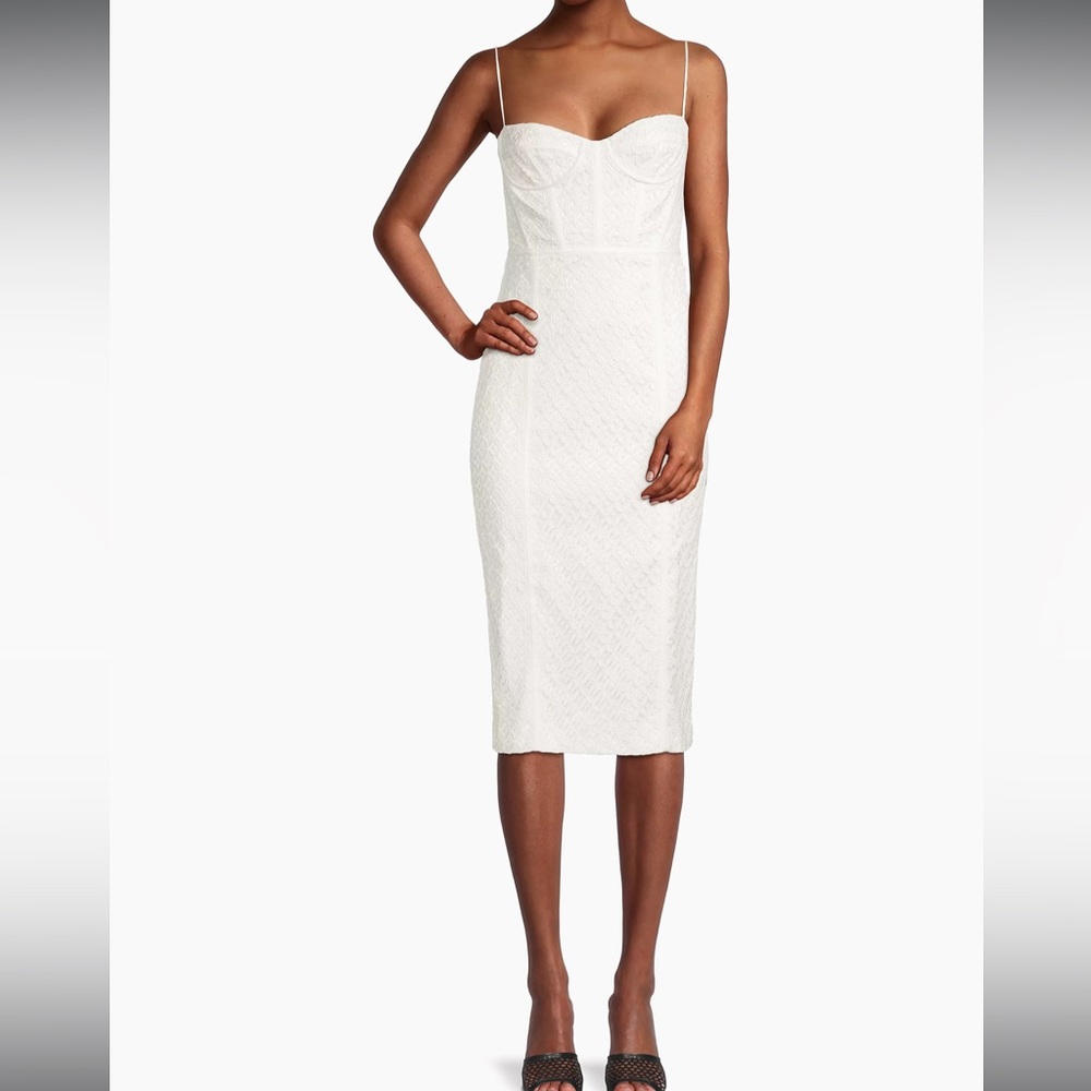 Bardot Charley Lace-Pattern Dress
Size 6
Orchid